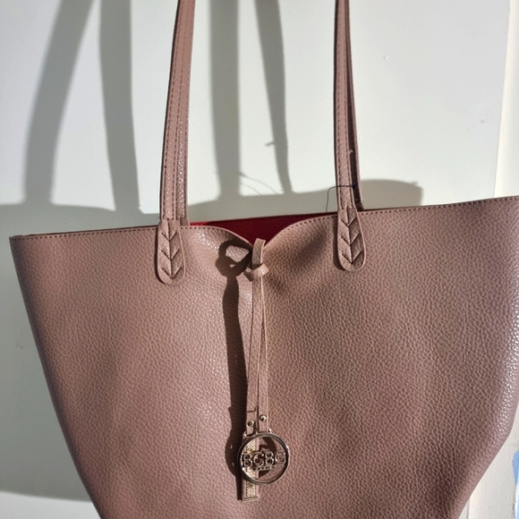 BCBG Paris reversible tote - Picture 3 of 6